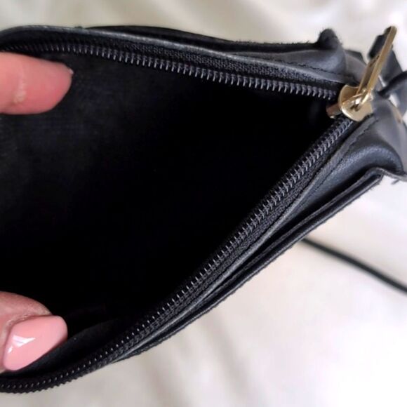 MINI Hair on Hide Crossbody Bag - Picture 4 of 10